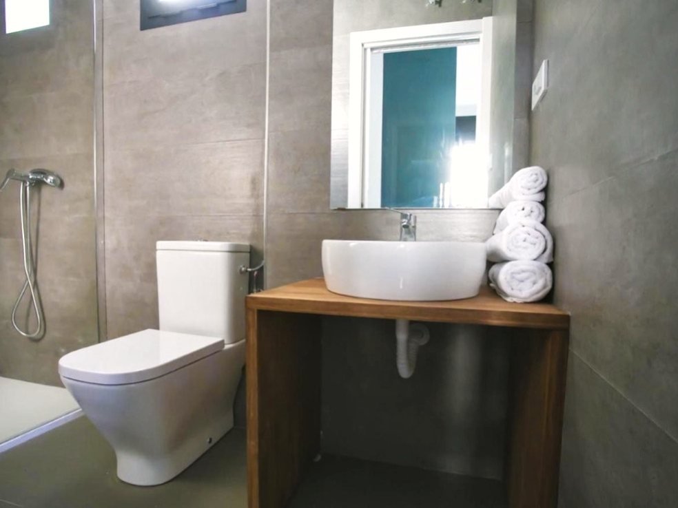 Baño con ducha — Apartamento 4, Los Gata Gata, Las Negras