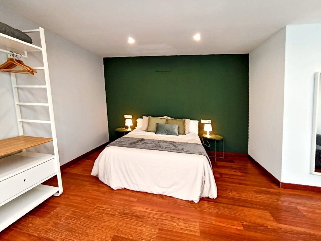 Dormitorio principal con cama doble — Apartamento 3, Los Gata Gata, Las Negras