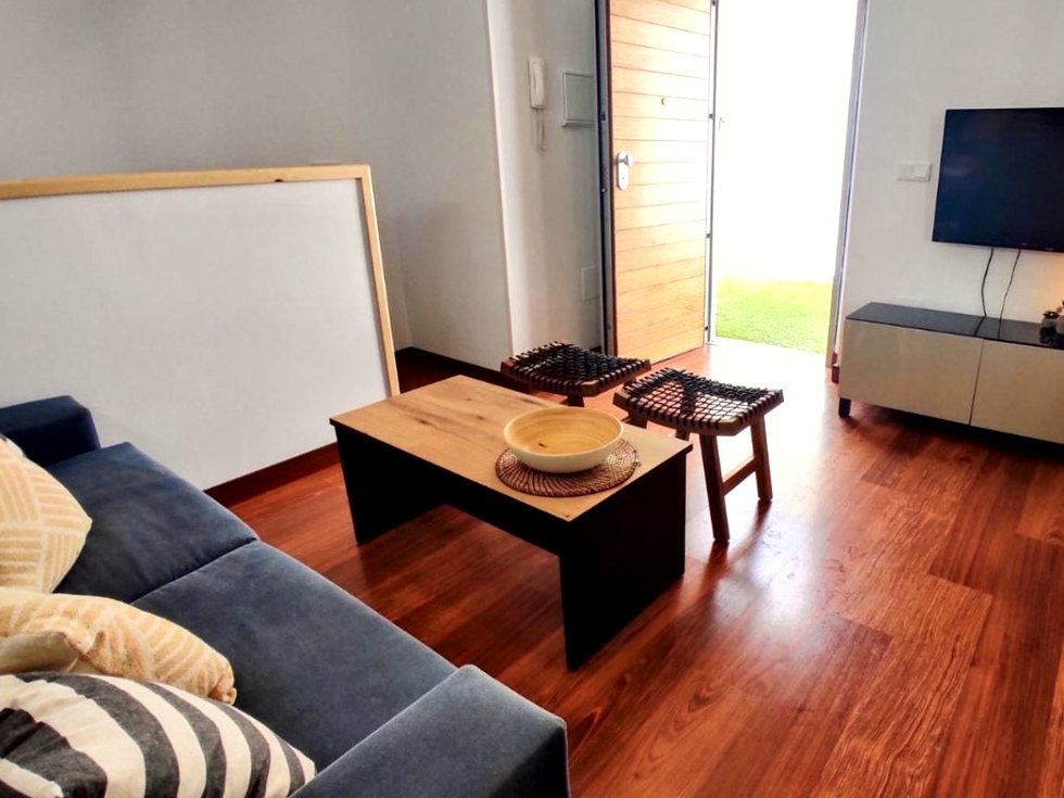 Salón con salida al patio — Apartamento 3, Los Gata Gata, Las Negras