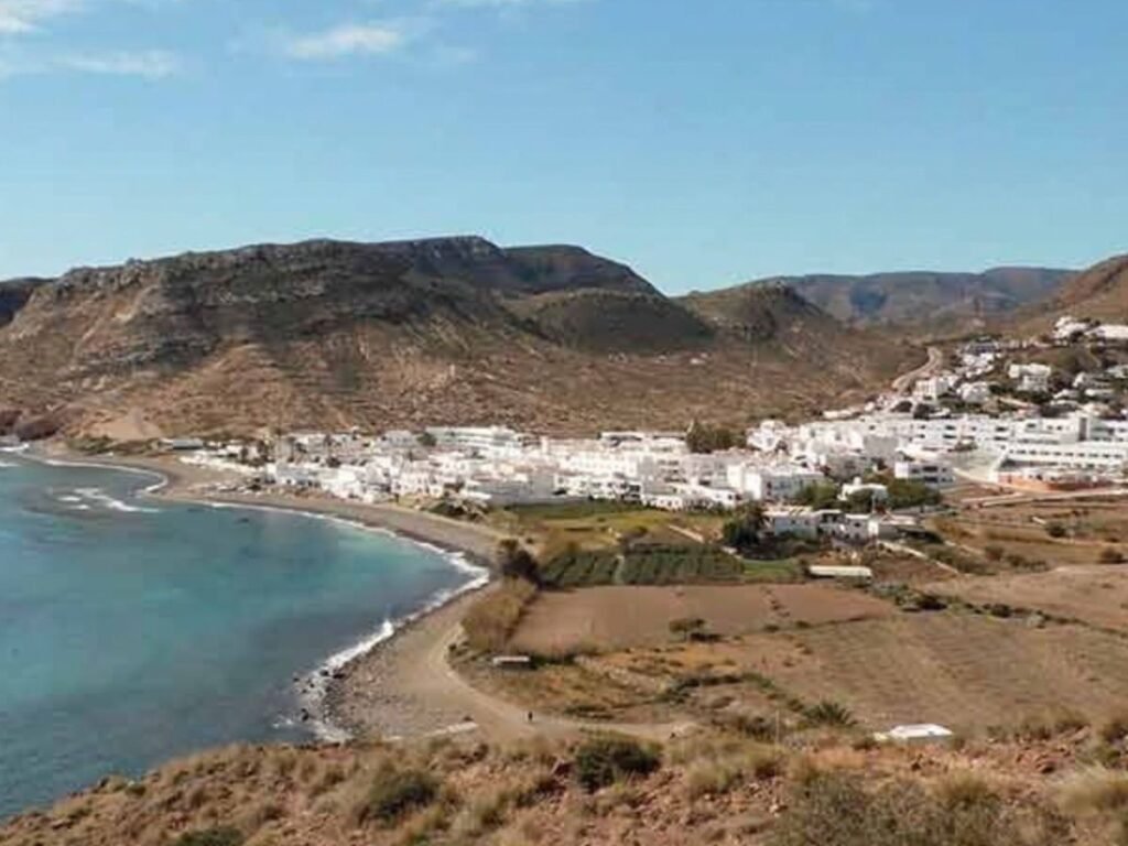 Las Negras y su bahía entre montañas