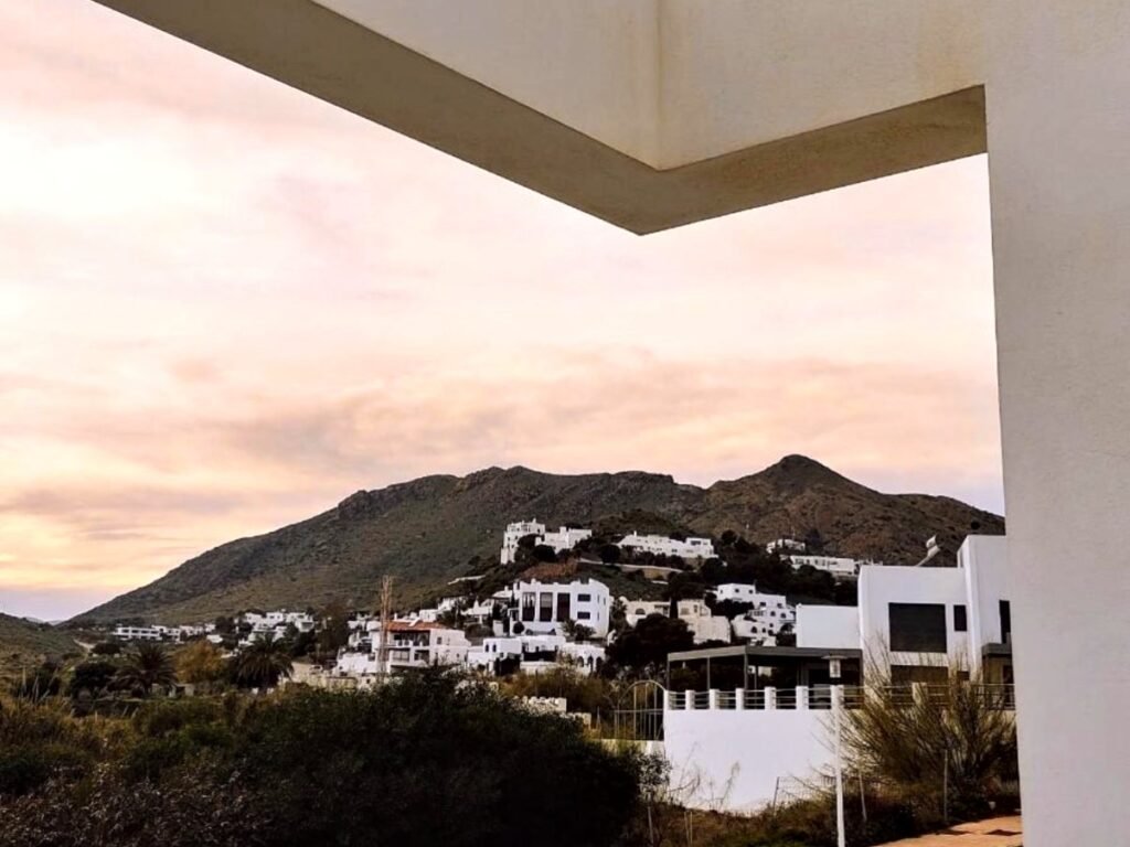 Vistas al atardecer sobre Las Negras y el Cerro Negro